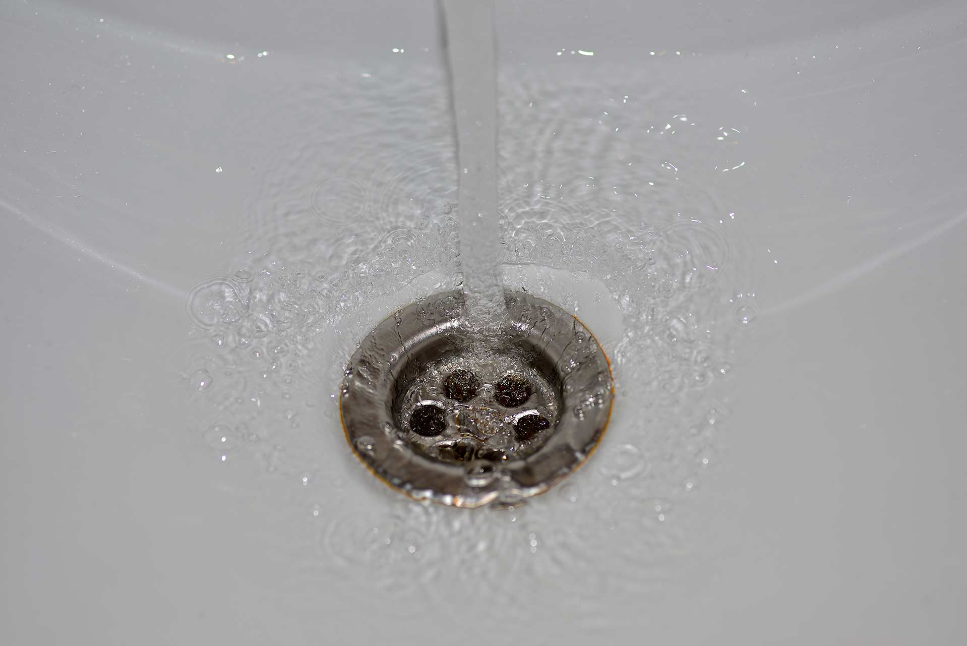 A2B Drains provides services to unblock blocked sinks and drains for properties in Ormskirk.